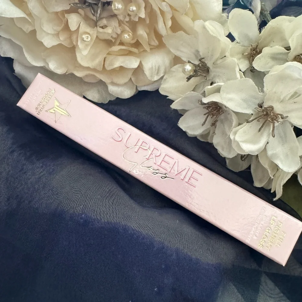 Jeffree Star Supreme Gloss Shade Everybody Knows (red/orange)